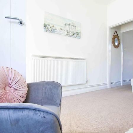 Beautiful 2 Bedroom House Close To The Seaside 클리소프스 외부 사진